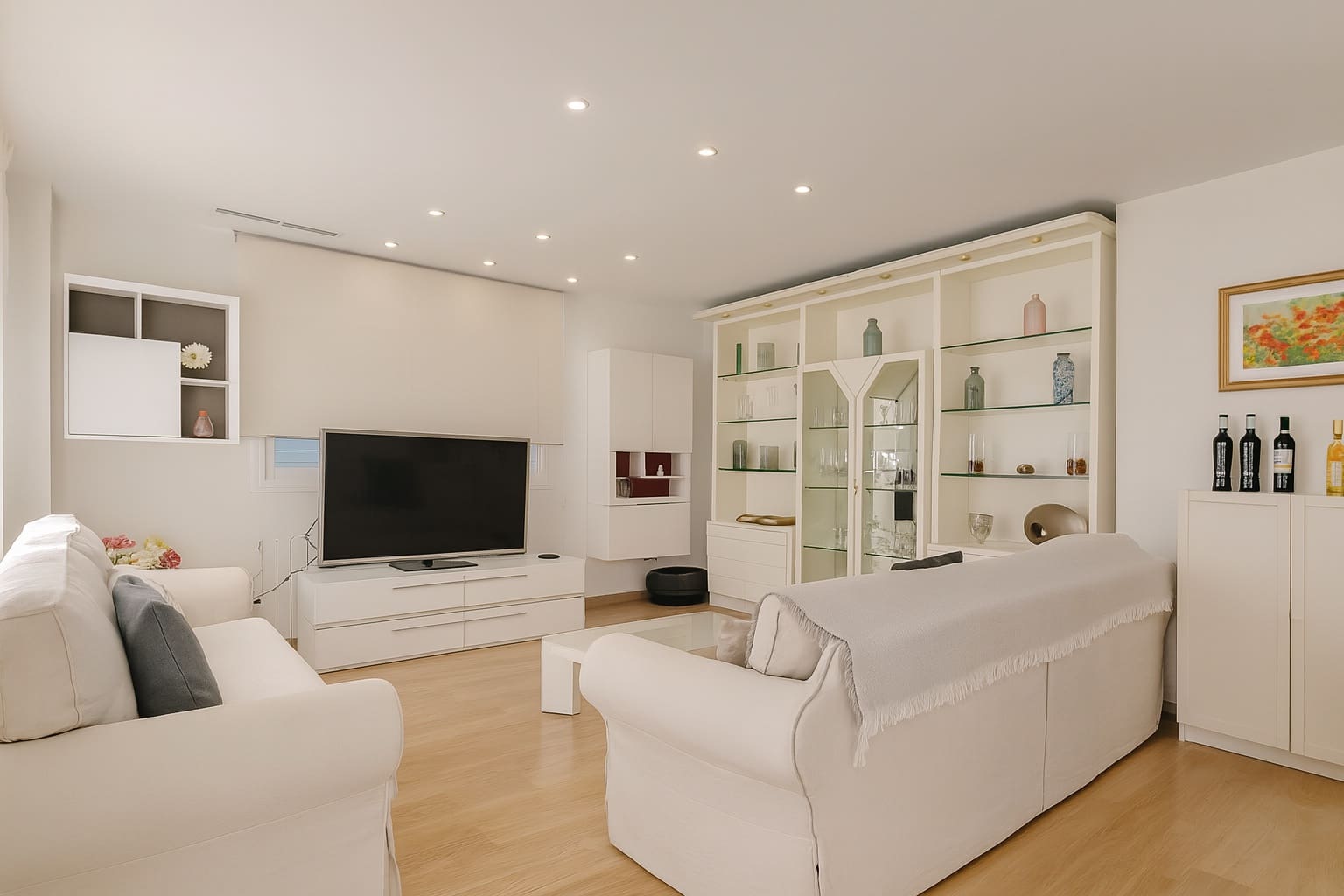 2 bedroom Apartment for rent in Cala Millor with pool - € 2,800 (Ref: 9442006)