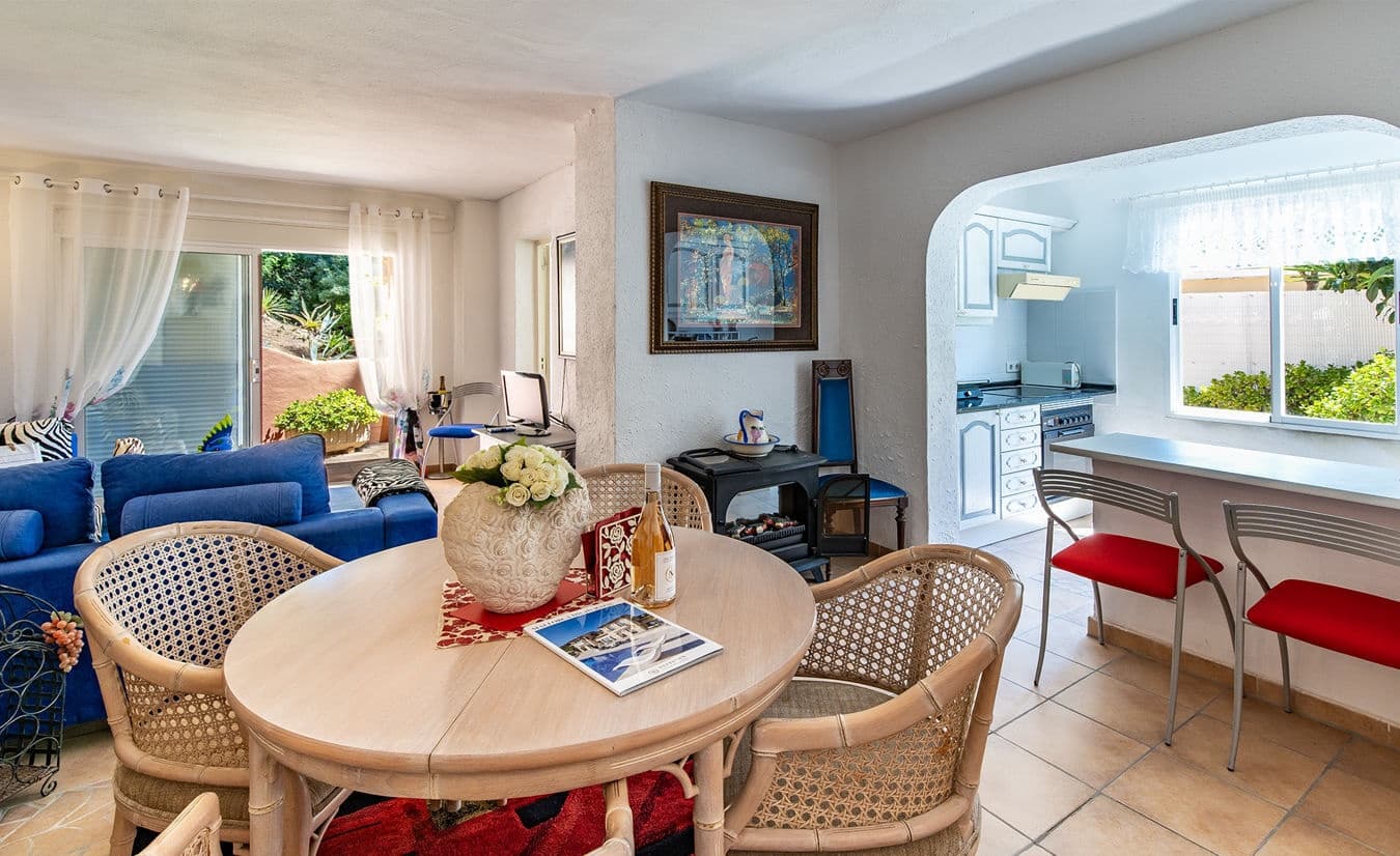 4 sypialnia Willa na sprzedaż w Costa de la Calma z basenem garażem - 1 500 000 € (Ref: 9444754)