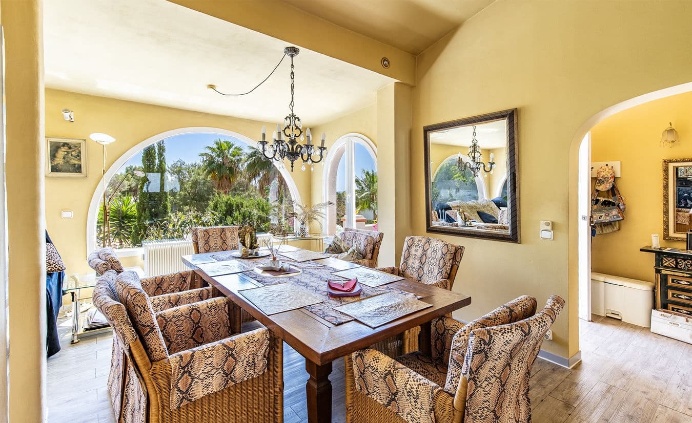 4 sypialnia Willa na sprzedaż w Costa de la Calma z basenem garażem - 1 500 000 € (Ref: 9444754)