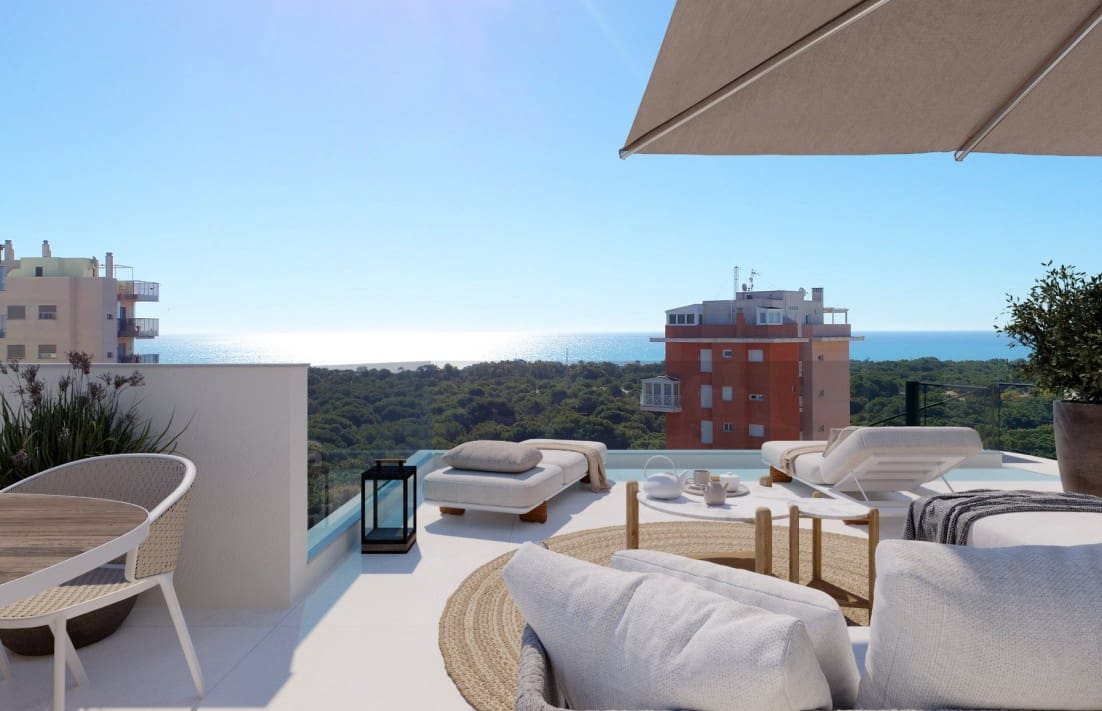 2 bedroom Apartment for sale in Guardamar del Segura with pool garage - € 549,000 (Ref: 9444888)