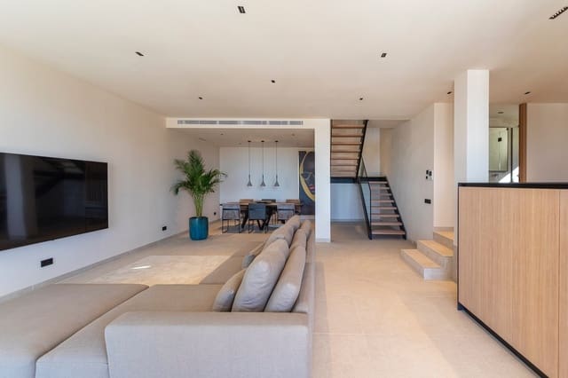 3 soverom Villa til salgs i Santa Ponsa, Calvià med svømmebasseng garasje - € 2 980 000 (Ref: 9444981)