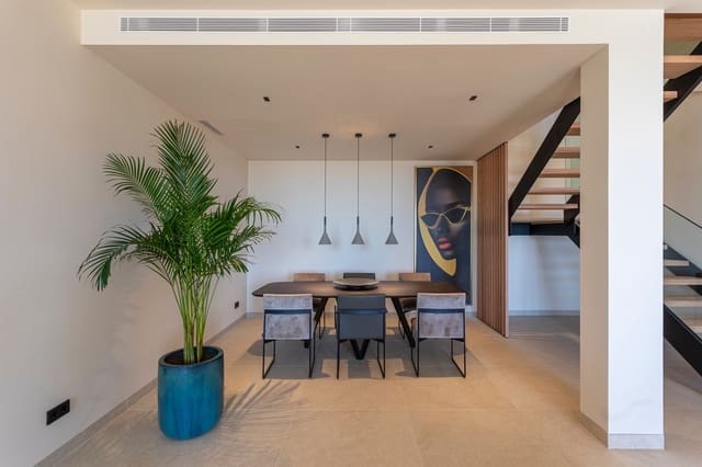 3 soverom Villa til salgs i Santa Ponsa, Calvià med svømmebasseng garasje - € 2 980 000 (Ref: 9444981)