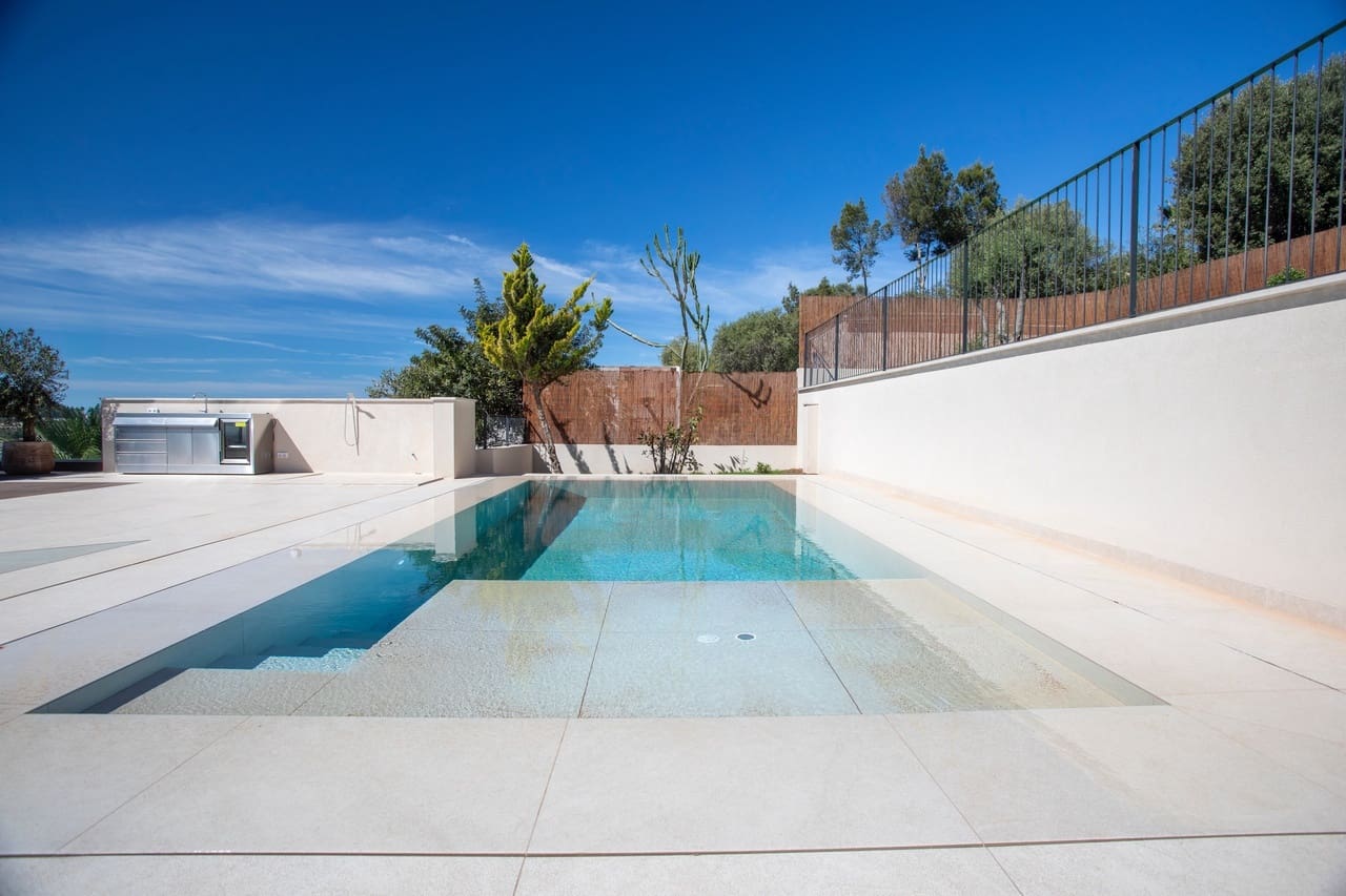3 bedroom Villa for sale in Santa Ponsa with pool garage - € 2,980,000 (Ref: 9444981)