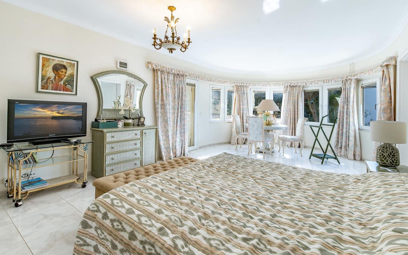 4 soverom Villa til salgs i Costa de la Calma med svømmebasseng garasje - € 2 700 000 (Ref: 9445514)