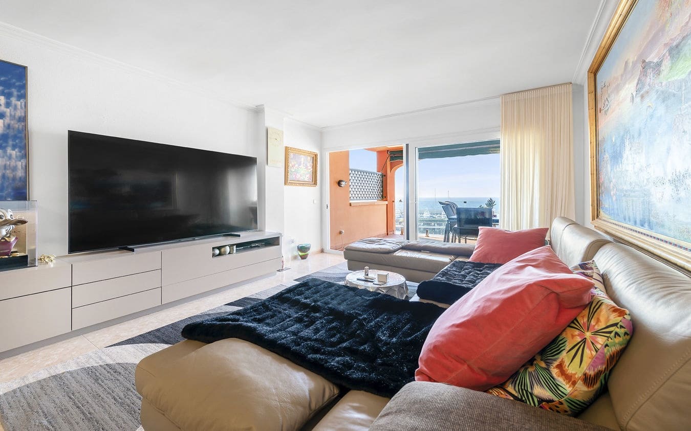 3 makuuhuone Huoneisto myytävänä paikassa El Toro / Port Adriano mukana uima-altaan 
autotalli - 1 250 000 € (Ref: 9445515)