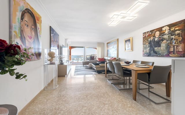 3 makuuhuone Huoneisto myytävänä paikassa El Toro / Port Adriano, Calvià mukana uima-altaan 
autotalli - 1 250 000 € (Ref: 9445515)