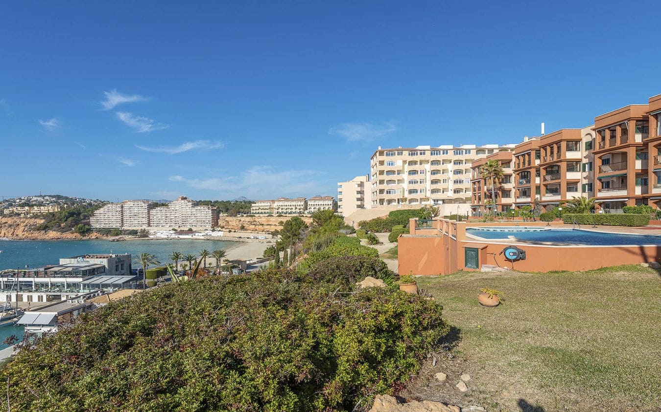 3 makuuhuone Huoneisto myytävänä paikassa El Toro / Port Adriano mukana uima-altaan 
autotalli - 1 250 000 € (Ref: 9445515)