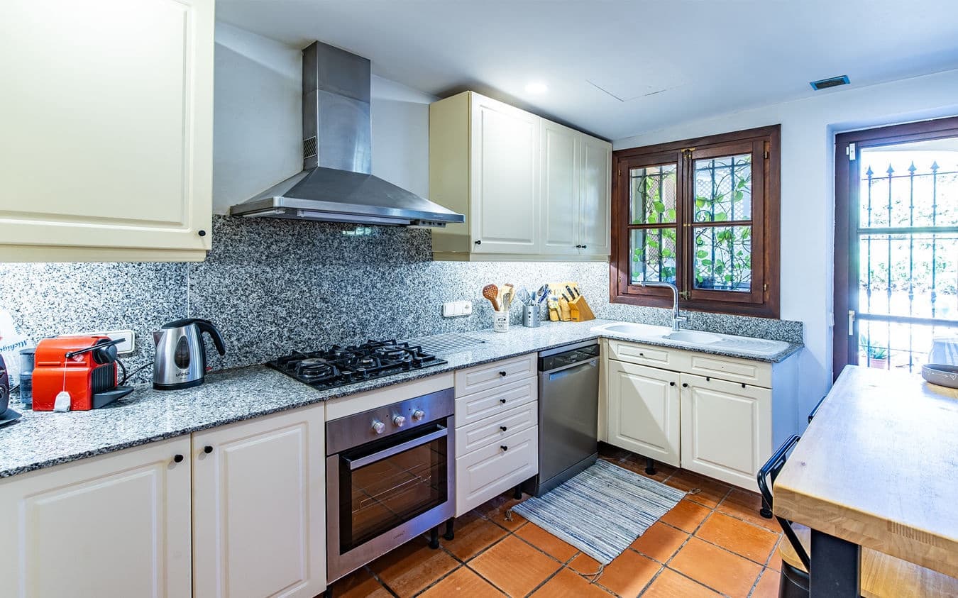 2 makuuhuone Huoneisto myytävänä paikassa Santa Ponsa mukana uima-altaan 
autotalli - 795 000 € (Ref: 9445518)