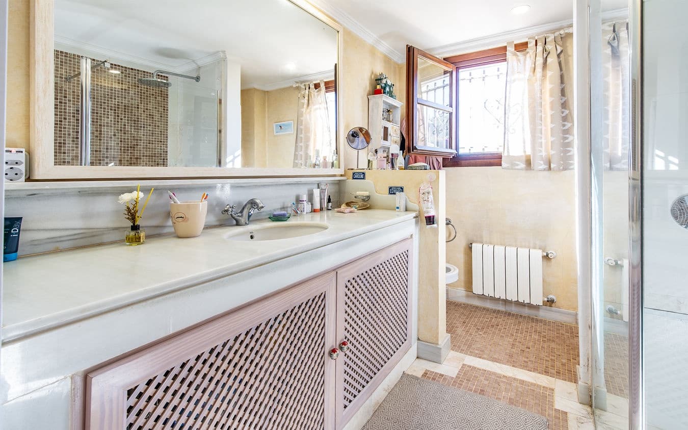 2 makuuhuone Huoneisto myytävänä paikassa Santa Ponsa mukana uima-altaan 
autotalli - 795 000 € (Ref: 9445518)