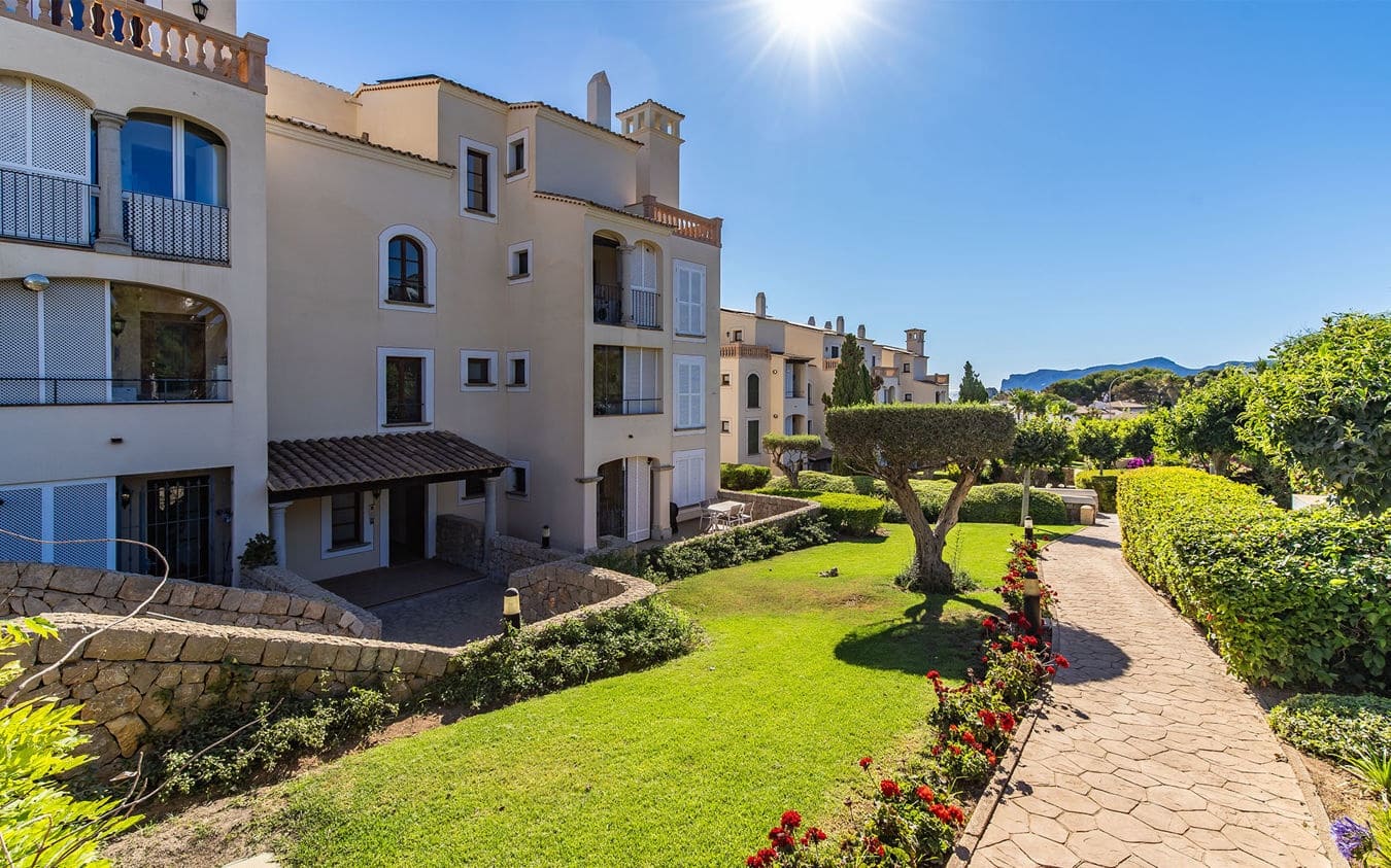 2 makuuhuone Huoneisto myytävänä paikassa Santa Ponsa mukana uima-altaan 
autotalli - 795 000 € (Ref: 9445518)