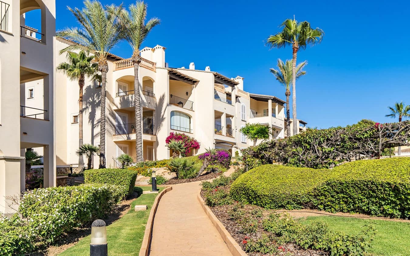 2 makuuhuone Huoneisto myytävänä paikassa Santa Ponsa mukana uima-altaan 
autotalli - 795 000 € (Ref: 9445518)