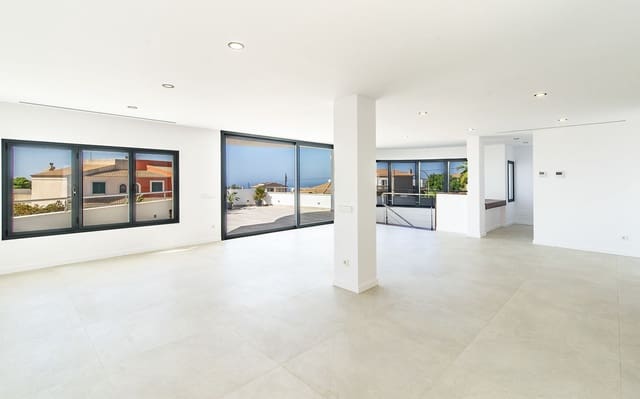 5 soverom Villa til salgs i Badia Gran, Llucmajor med svømmebasseng garasje - € 2 100 000 (Ref: 9445519)