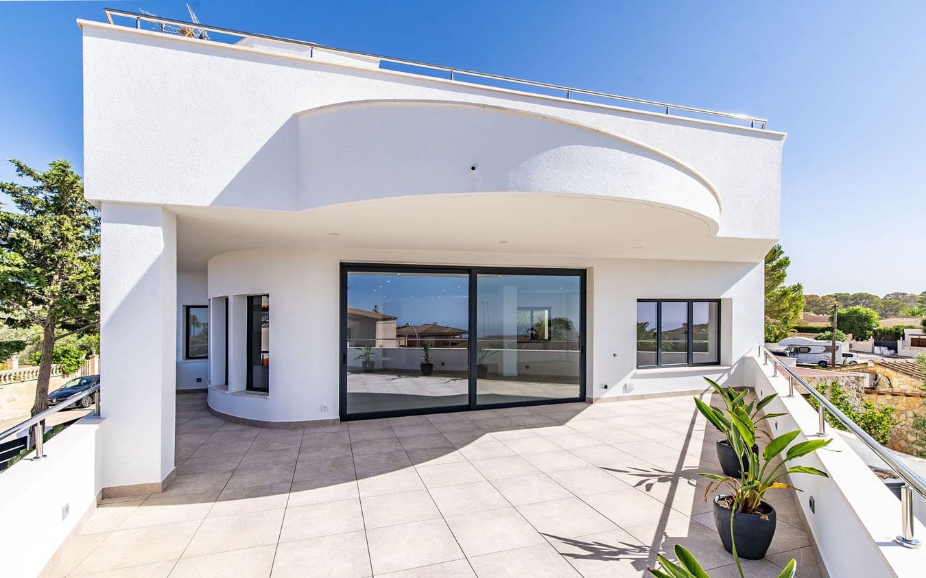 5 soverom Villa til salgs i Badia Gran med svømmebasseng garasje - € 2 100 000 (Ref: 9445519)