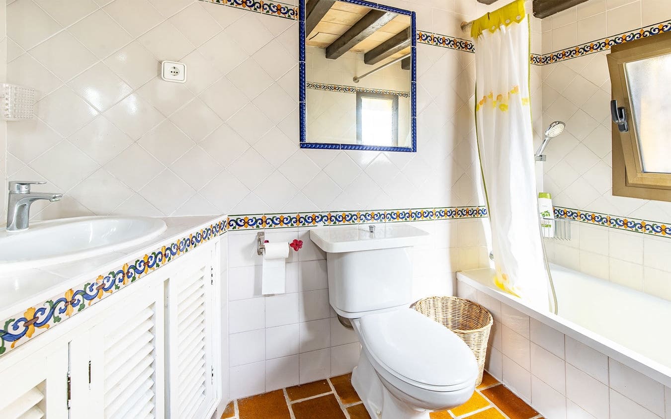 5 makuuhuone Huvila myytävänä paikassa Costa de la Calma mukana uima-altaan 
autotalli - 1 495 000 € (Ref: 9446895)