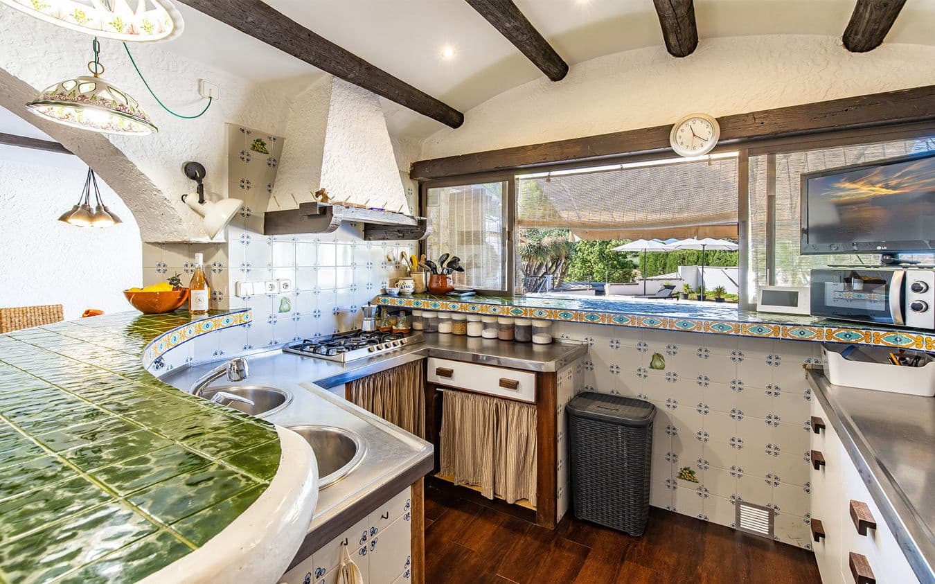 5 makuuhuone Huvila myytävänä paikassa Costa de la Calma mukana uima-altaan 
autotalli - 1 495 000 € (Ref: 9446895)