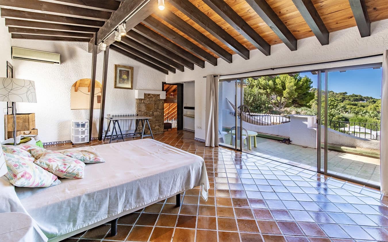 5 makuuhuone Huvila myytävänä paikassa Costa de la Calma mukana uima-altaan 
autotalli - 1 495 000 € (Ref: 9446895)