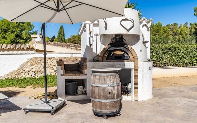 5 camera da letto Villa in vendita in Costa de la Calma, Calvià con piscina garage - 1.495.000 € (Rif: 9446895)