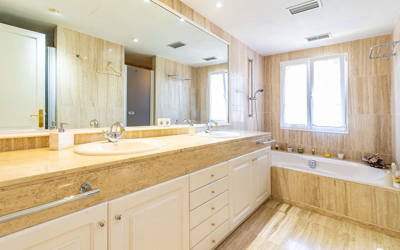 5 soveværelse Villa til salg i Sa Torre (Llucmajor) med swimmingpool garage - € 2.200.000 (Ref: 9447018)