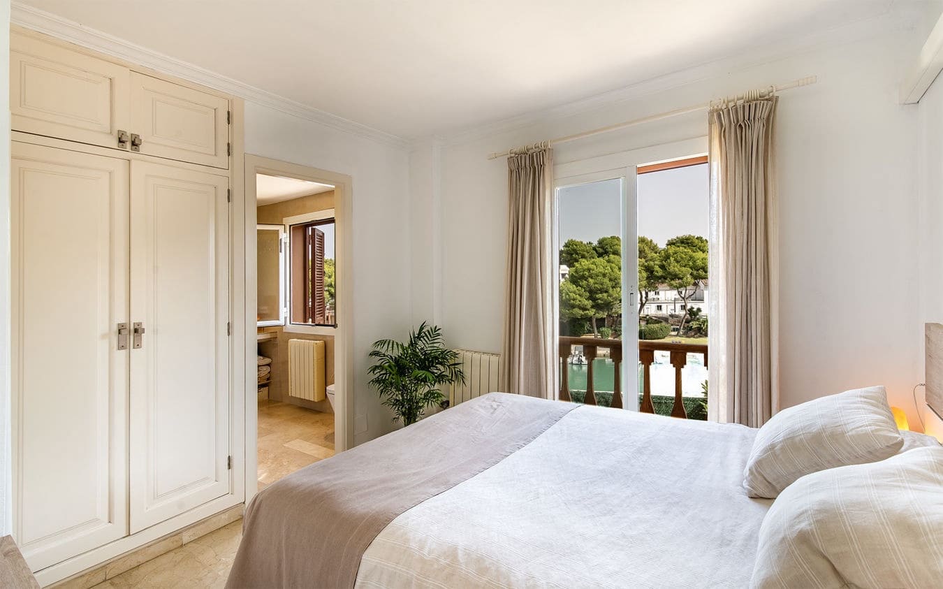 3 Zimmer Apartment zu verkaufen in Santa Ponsa mit Pool Garage - 1.100.000 € (Ref: 9447019)