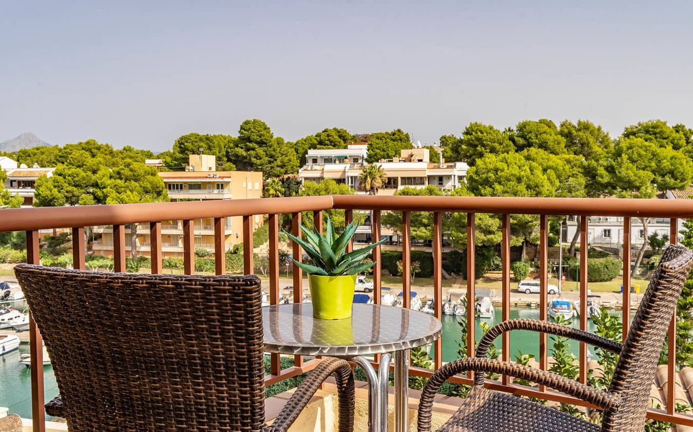 3 Zimmer Apartment zu verkaufen in Santa Ponsa mit Pool Garage - 1.100.000 € (Ref: 9447019)