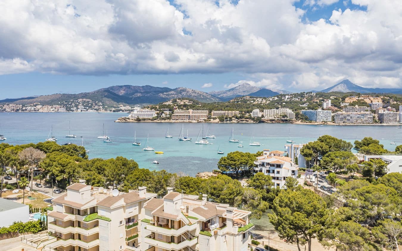 3 Zimmer Apartment zu verkaufen in Santa Ponsa mit Pool Garage - 1.100.000 € (Ref: 9447019)