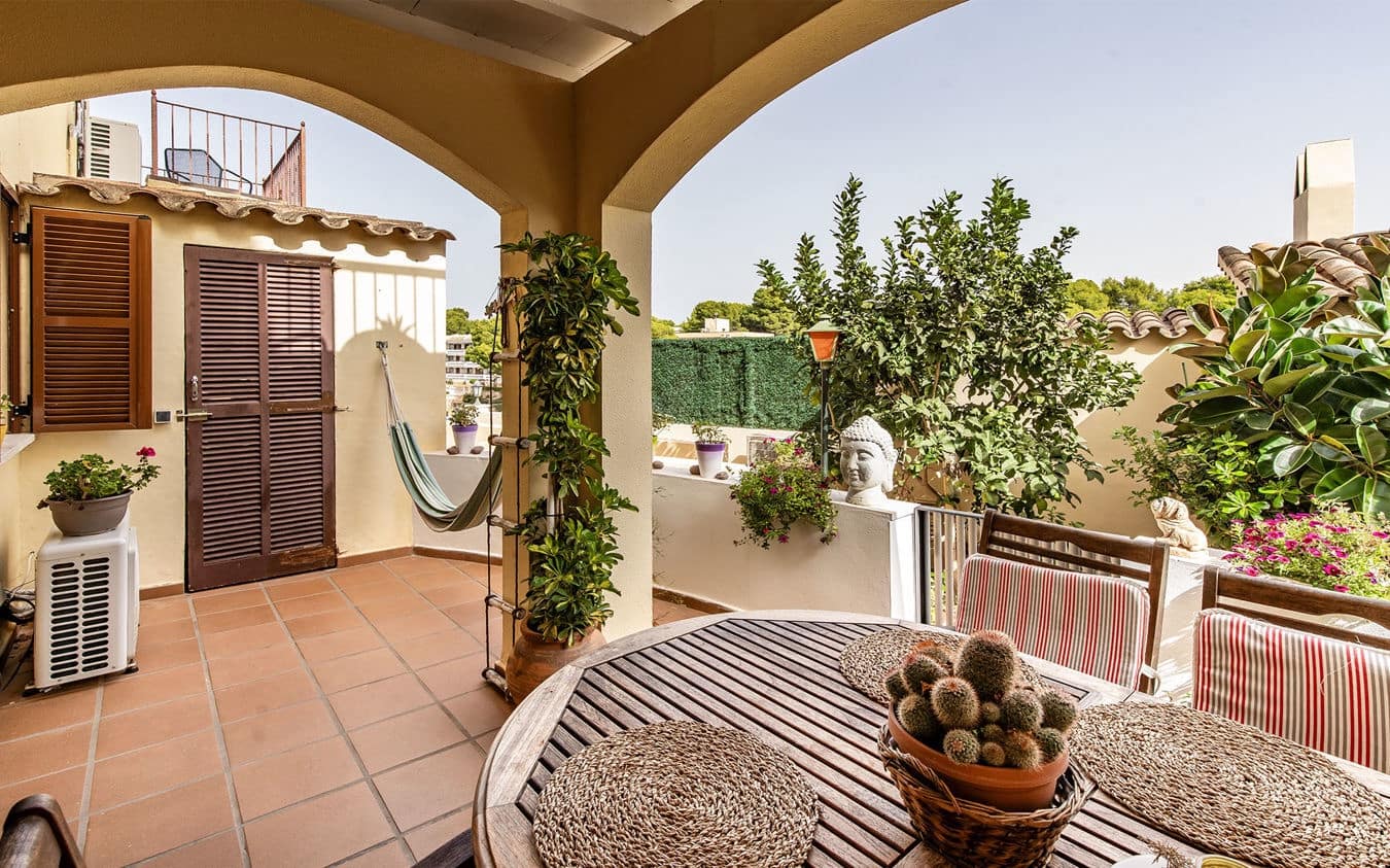 3 Zimmer Apartment zu verkaufen in Santa Ponsa mit Pool Garage - 1.100.000 € (Ref: 9447019)