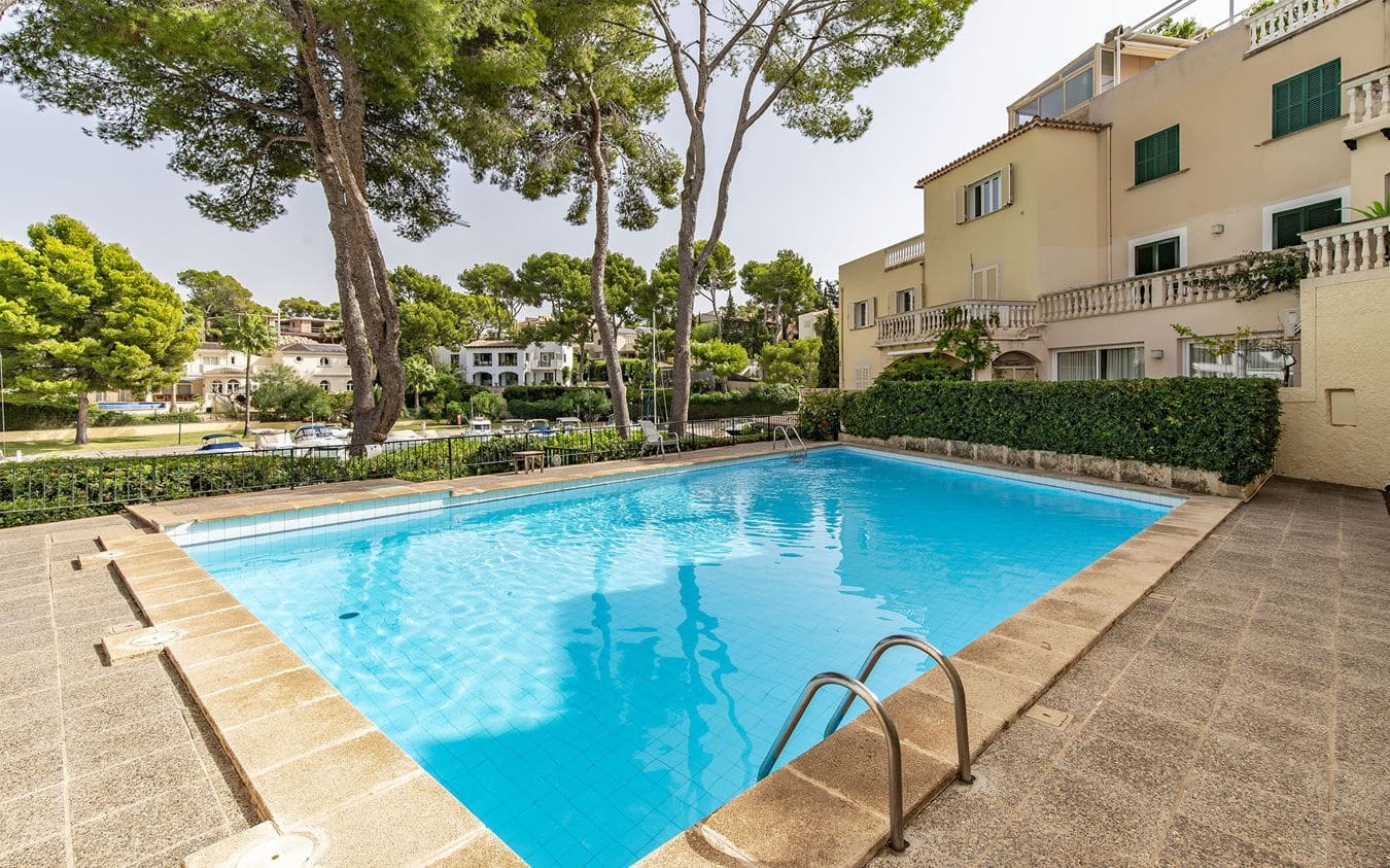 3 Zimmer Apartment zu verkaufen in Santa Ponsa mit Pool Garage - 1.100.000 € (Ref: 9447019)