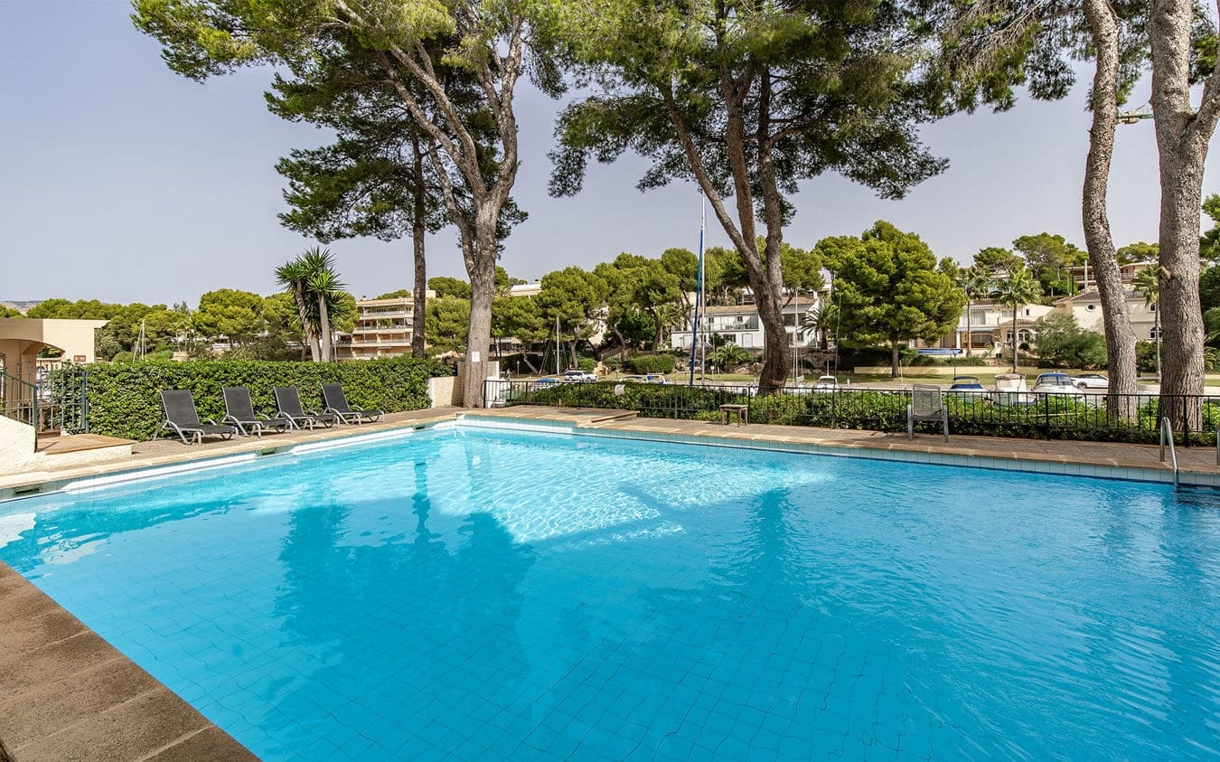 3 Zimmer Apartment zu verkaufen in Santa Ponsa mit Pool Garage - 1.100.000 € (Ref: 9447019)