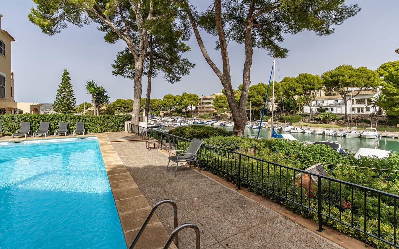3 Zimmer Apartment zu verkaufen in Santa Ponsa mit Pool Garage - 1.100.000 € (Ref: 9447019)