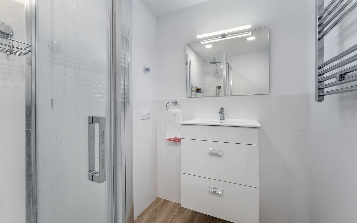 3 soveværelse Lejlighed til salg i Cala Mayor med garage - € 605.000 (Ref: 9447182)