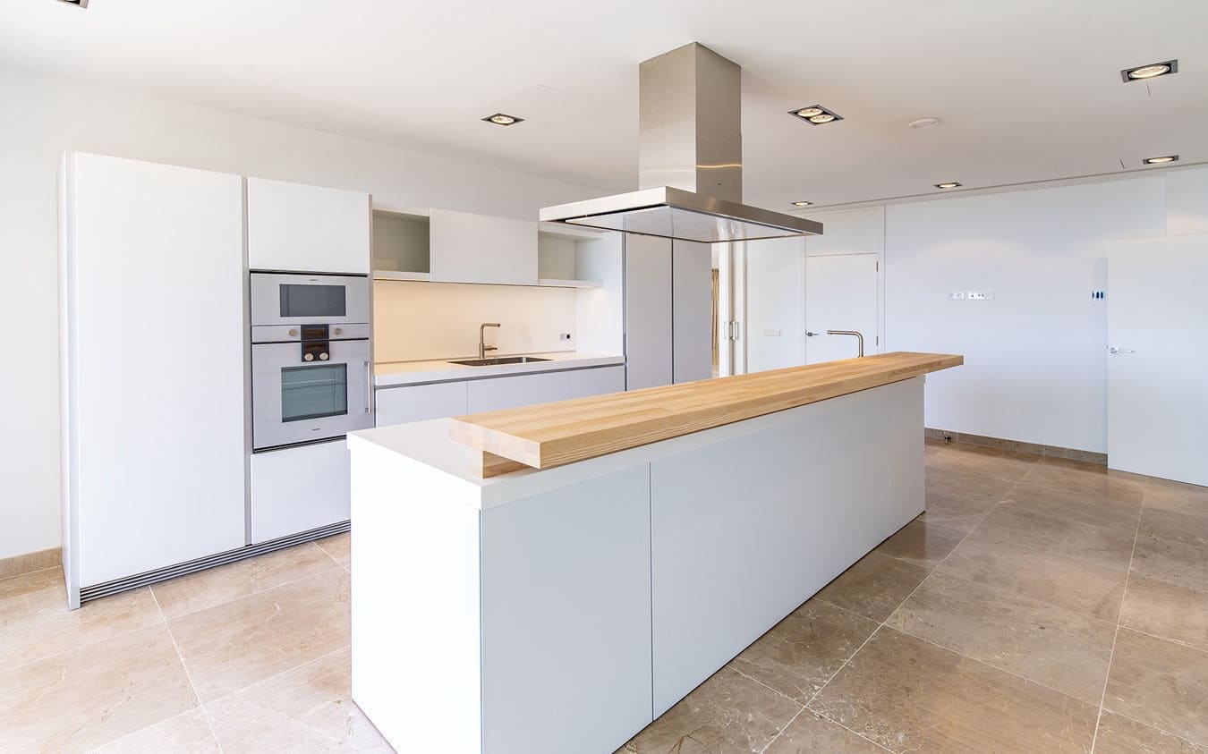 5 bedroom Villa for sale in Sol de Mallorca with pool garage - € 6,250,000 (Ref: 9447433)