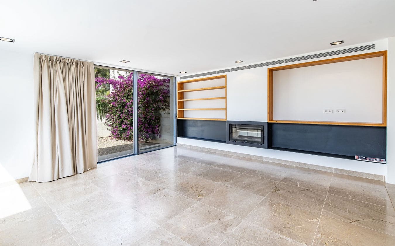 5 bedroom Villa for sale in Sol de Mallorca with pool garage - € 6,250,000 (Ref: 9447433)