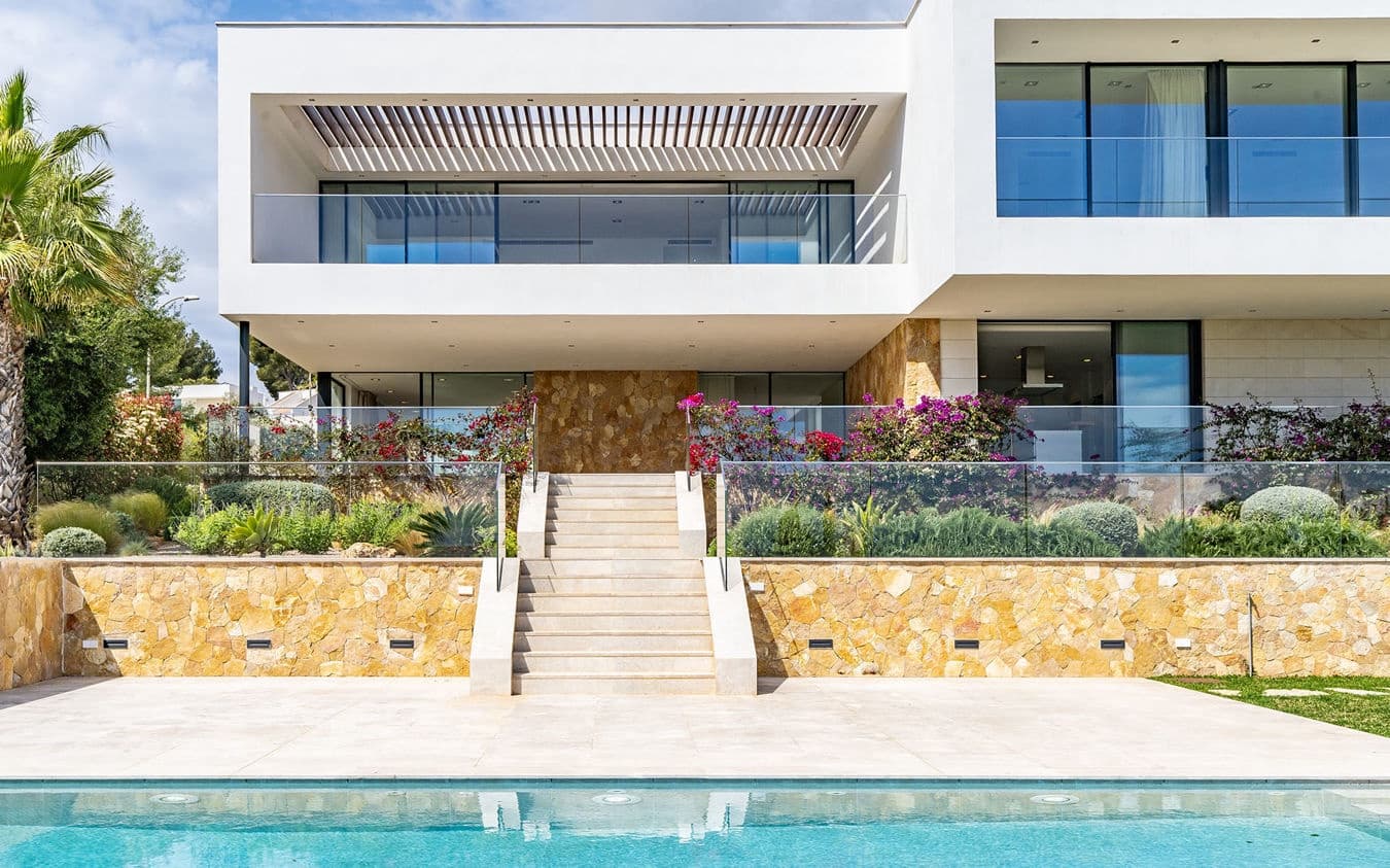 5 bedroom Villa for sale in Sol de Mallorca with pool garage - € 6,250,000 (Ref: 9447433)