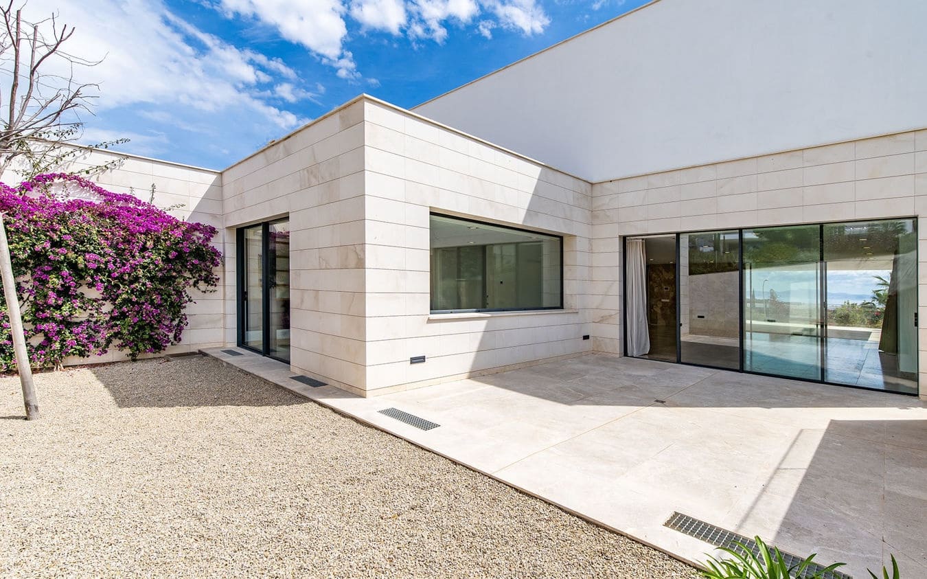 5 bedroom Villa for sale in Sol de Mallorca with pool garage - € 6,250,000 (Ref: 9447433)
