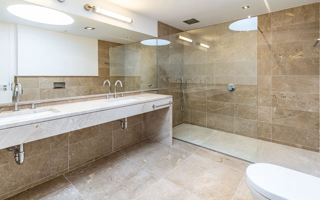 5 bedroom Villa for sale in Sol de Mallorca with pool garage - € 6,250,000 (Ref: 9447433)