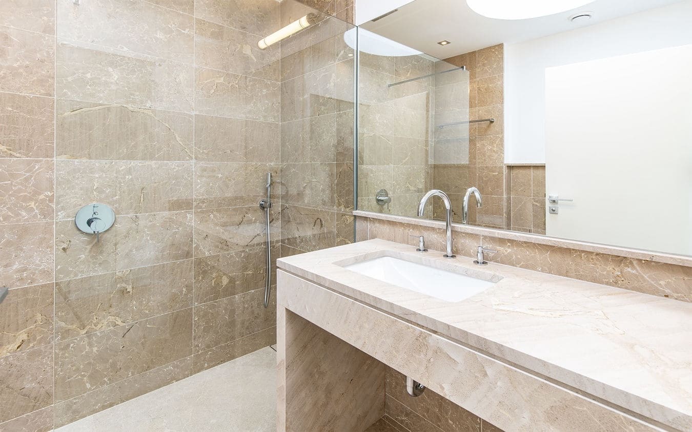 5 bedroom Villa for sale in Sol de Mallorca with pool garage - € 6,250,000 (Ref: 9447433)