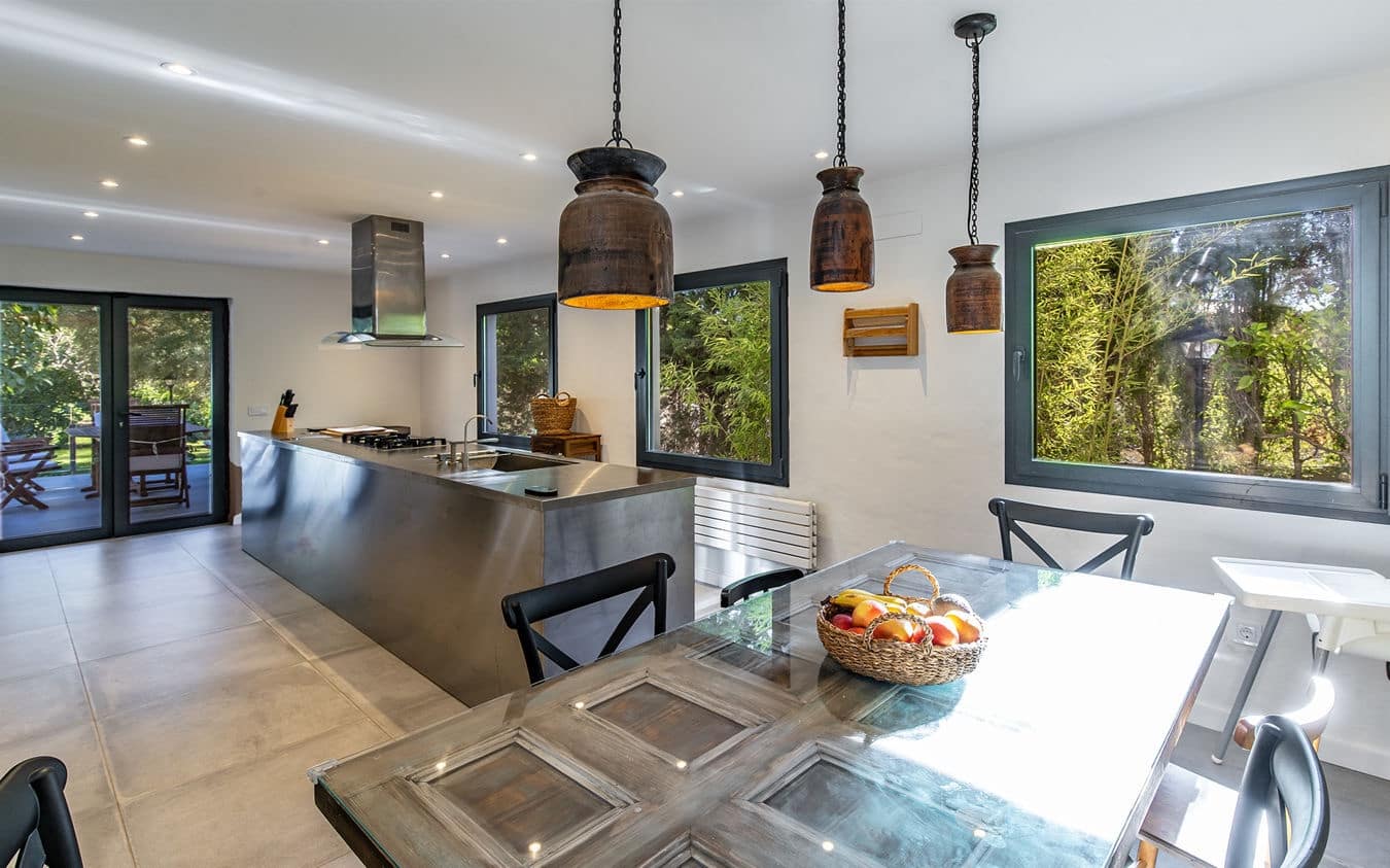 Chalet de 5 habitaciones en Esporles en venta con piscina garaje - 1.890.000 € (Ref: 9449735)