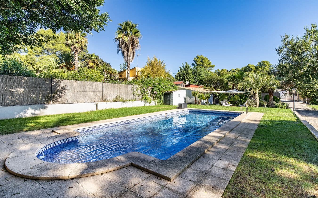 Chalet de 5 habitaciones en Esporles en venta con piscina garaje - 1.890.000 € (Ref: 9449735)