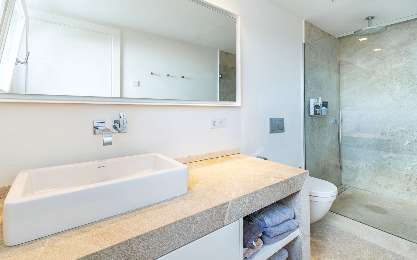 4 slaapkamer Villa te koop in Puerto de Andratx met zwembad garage - € 8.250.000 (Ref: 9449736)