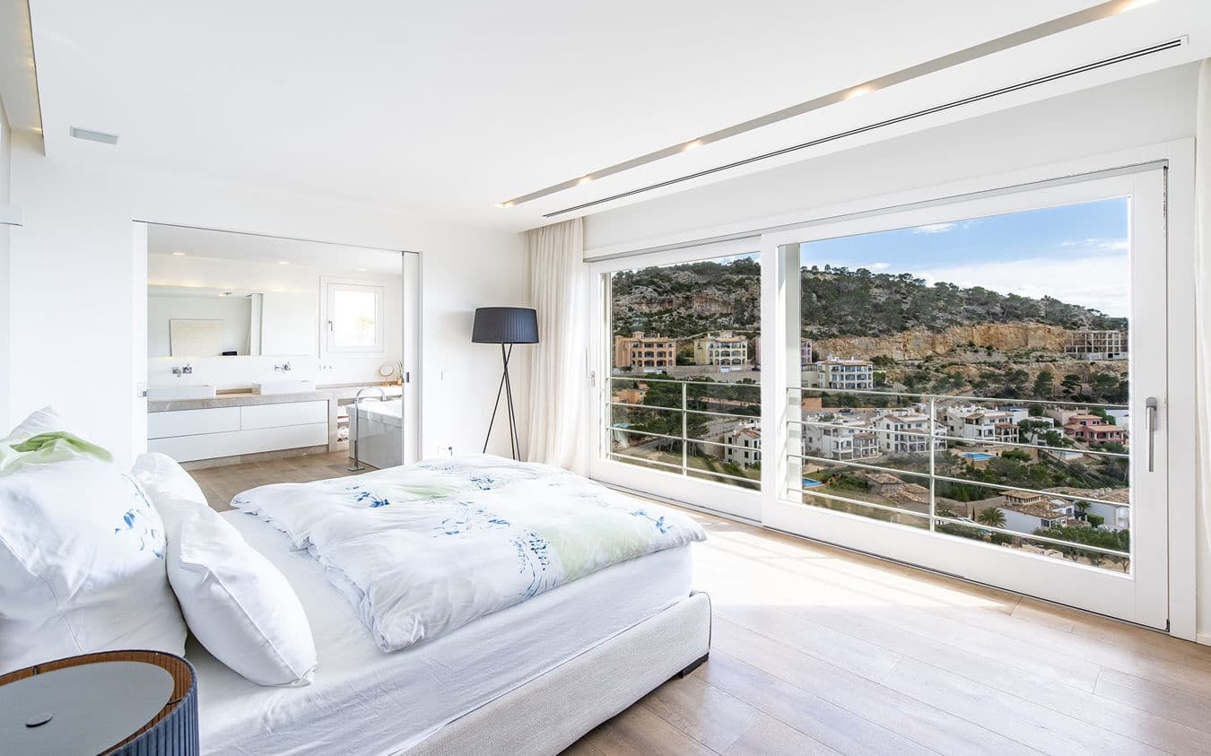 4 slaapkamer Villa te koop in Puerto de Andratx met zwembad garage - € 8.250.000 (Ref: 9449736)