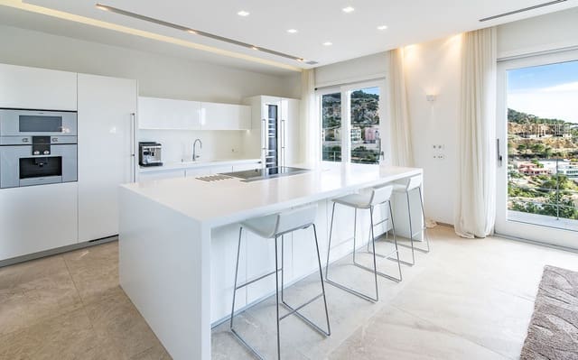 4 slaapkamer Villa te koop in Puerto de Andratx, Andratx met zwembad garage - € 8.250.000 (Ref: 9449736)