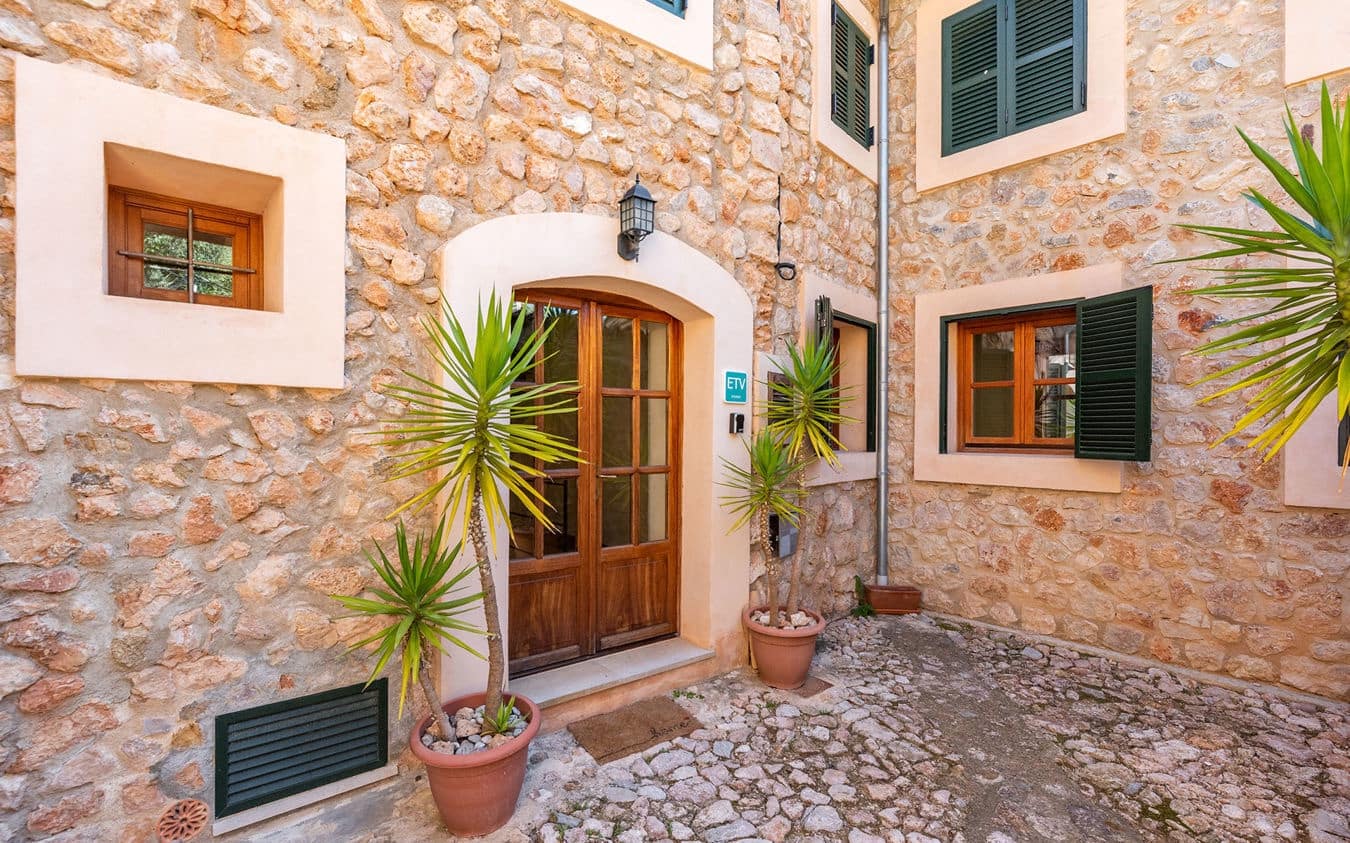 2 slaapkamer Huis te koop in Fornalutx - € 650.000 (Ref: 9450518)