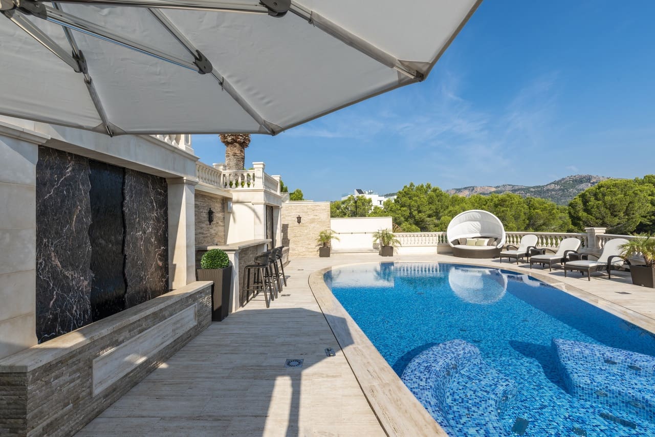 6 Zimmer Villa zu verkaufen in Peguera / Paguera mit Pool Garage - 4.700.000 € (Ref: 9450529)