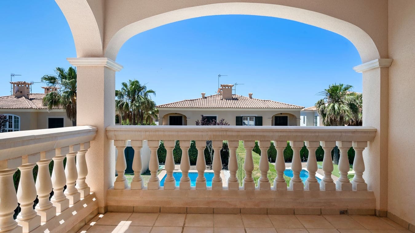 3 sovrum Semi-fristående Villa till salu i Puig de Ros med pool garage - 1 090 000 € (Ref: 9450530)