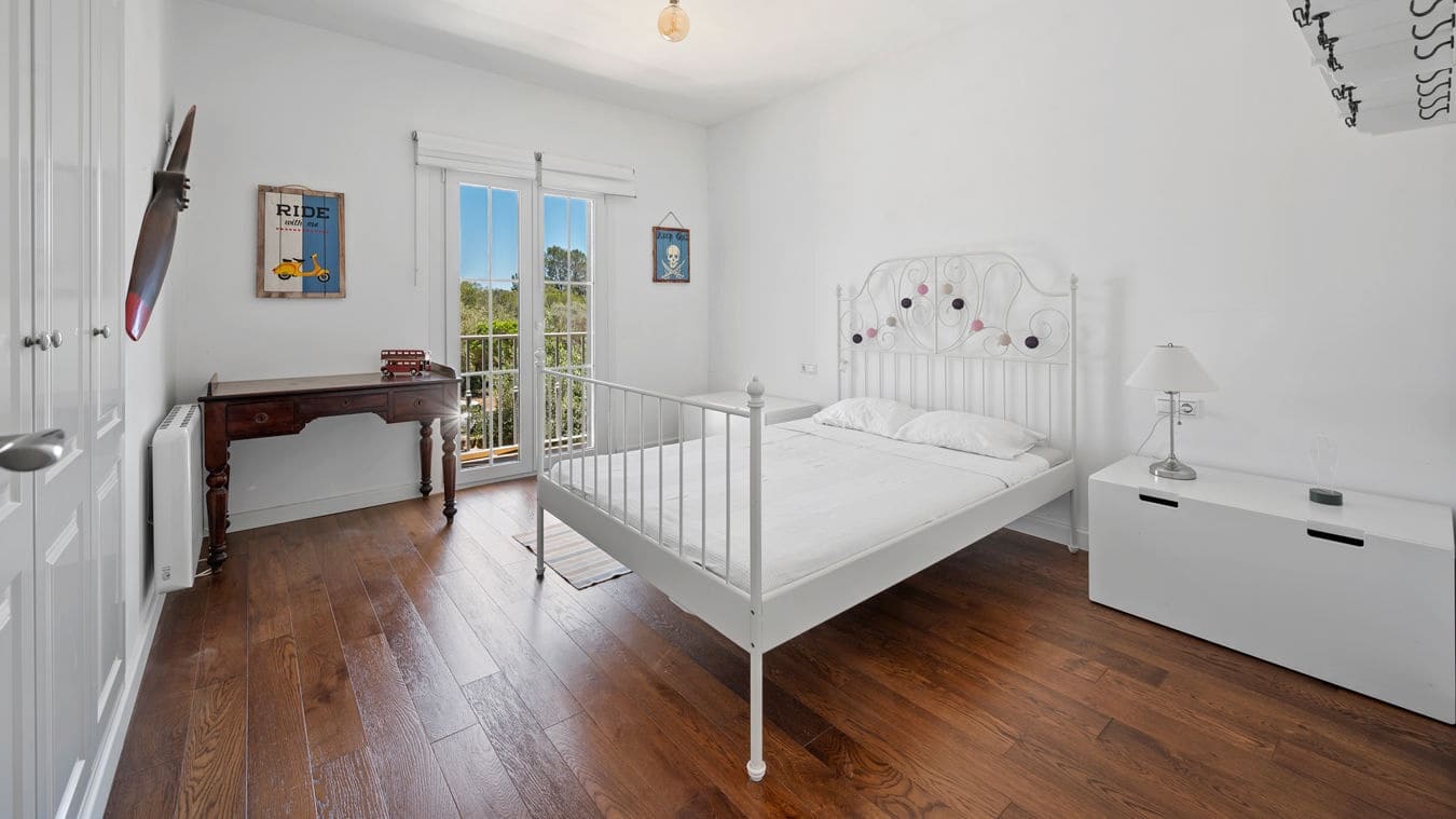 3 sovrum Semi-fristående Villa till salu i Puig de Ros med pool garage - 1 090 000 € (Ref: 9450530)