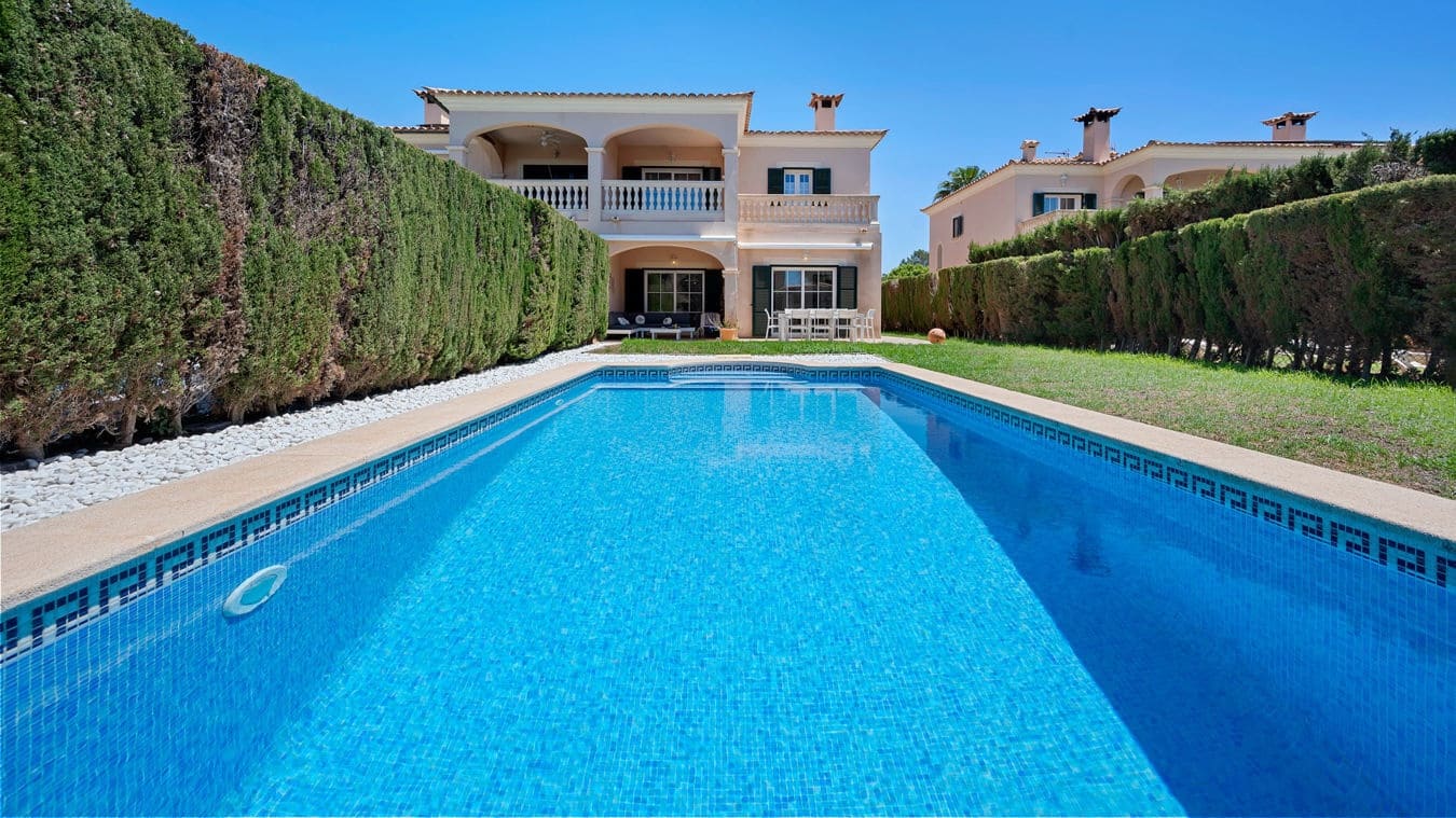 3 sovrum Semi-fristående Villa till salu i Puig de Ros med pool garage - 1 090 000 € (Ref: 9450530)