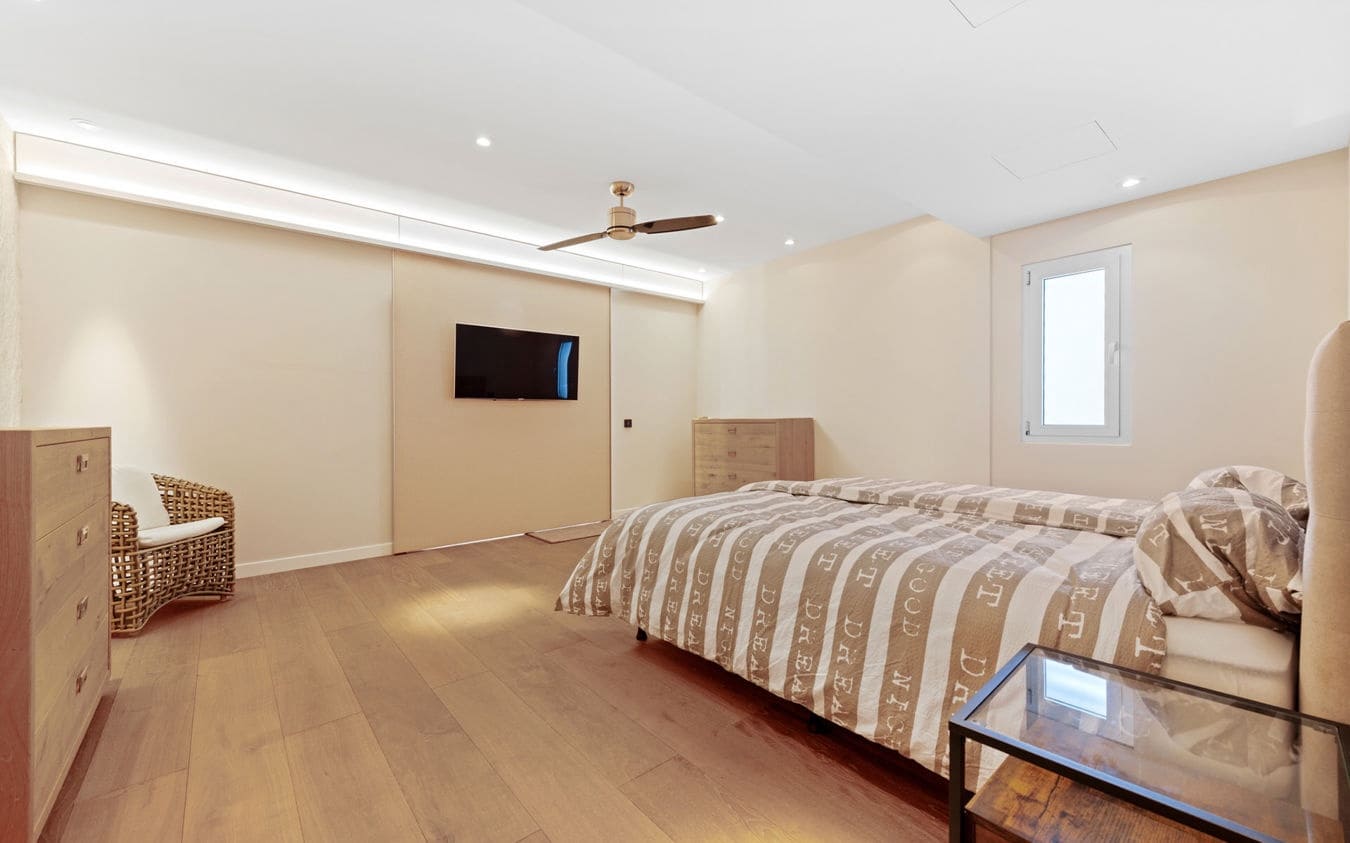 3 sypialnia Penthouse na sprzedaż w Bendinat z basenem garażem - 2 250 000 € (Ref: 9450567)