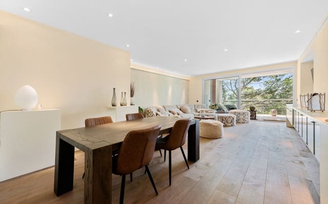 3 sypialnia Penthouse na sprzedaż w Bendinat, Calvià z basenem garażem - 2 250 000 € (Ref: 9450567)