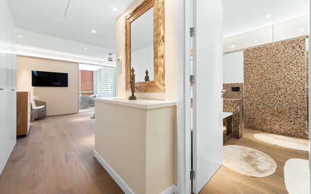 3 sypialnia Penthouse na sprzedaż w Bendinat, Calvià z basenem garażem - 2 250 000 € (Ref: 9450567)