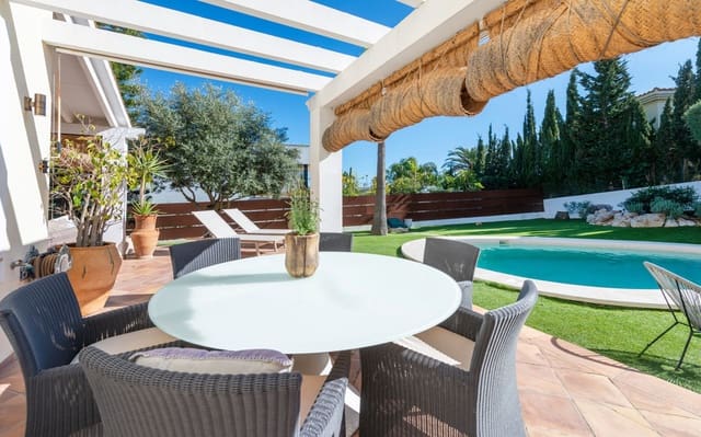 6 sypialnia Willa na sprzedaż w Santa Ponsa, Calvià z basenem garażem - 2 750 000 € (Ref: 9450859)